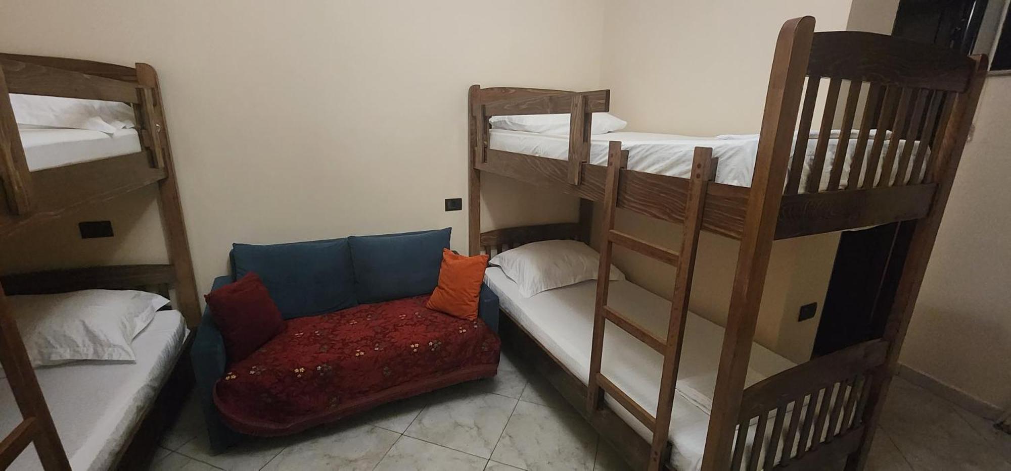 Hotel La Villa Тирана Екстериор снимка